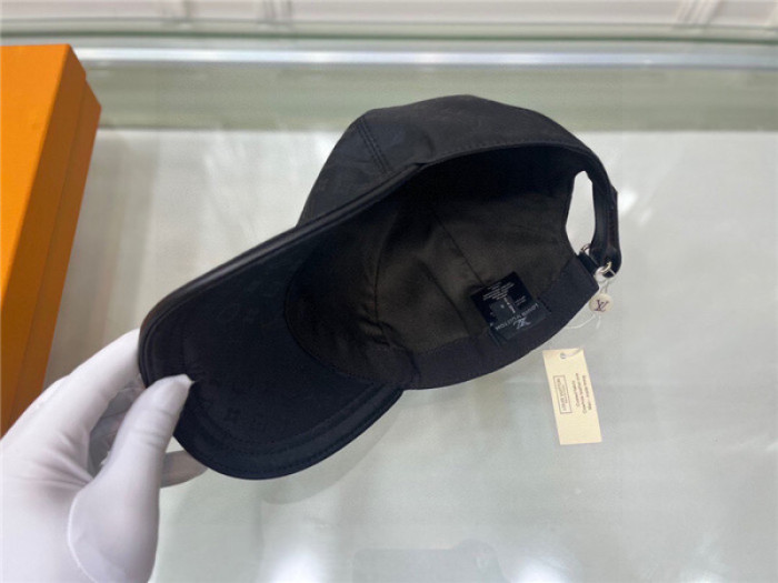 LV CAP28
