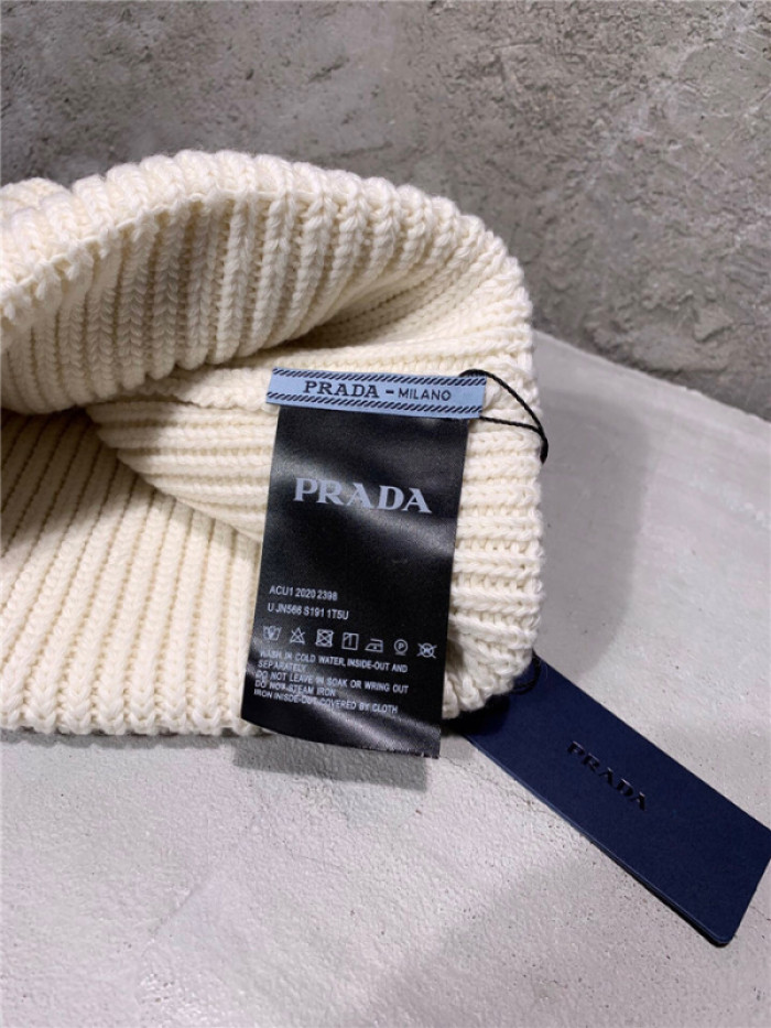 Prad* hat48