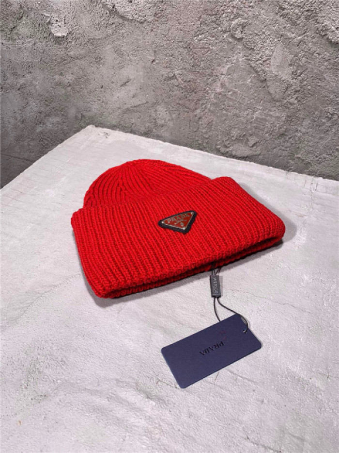 Prad* hat47