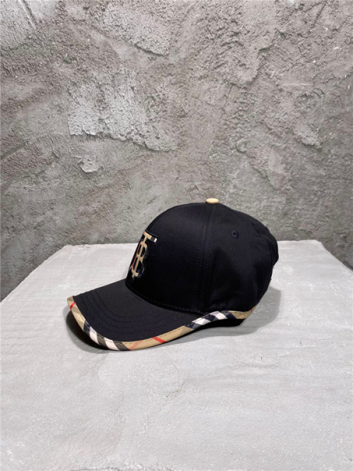 Burber*y CAP71