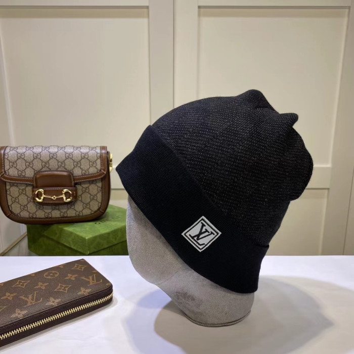 LV hat57