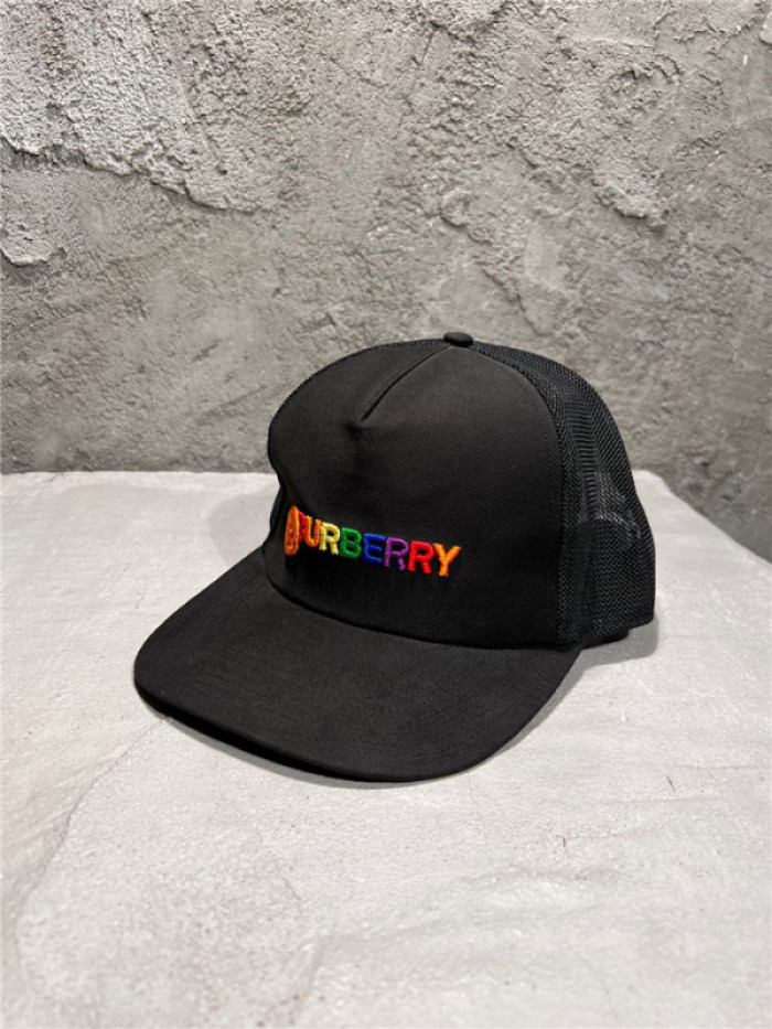 Burber*y CAP69