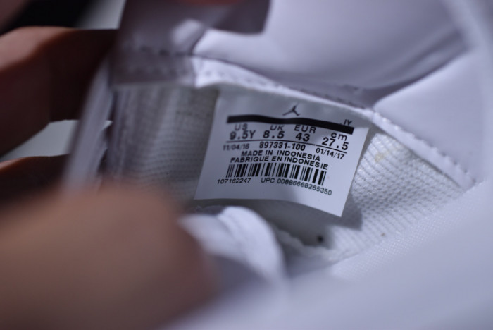 air jordan 11 low heiress frost white 897331-100