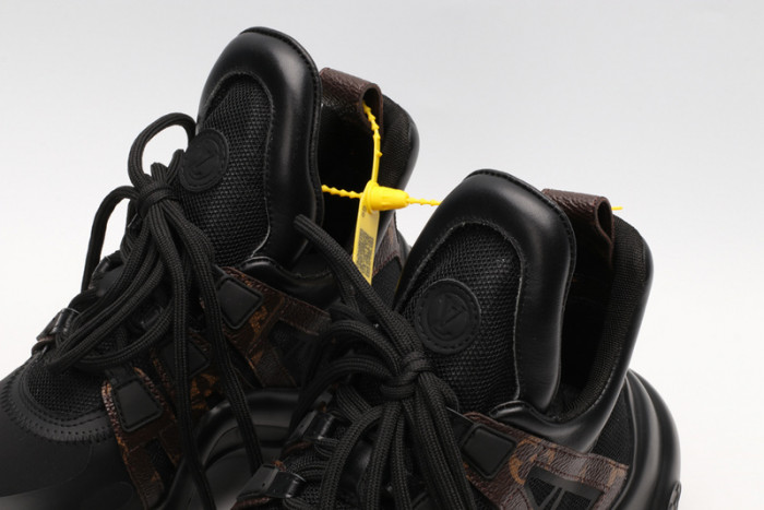 lv snekaers l000006