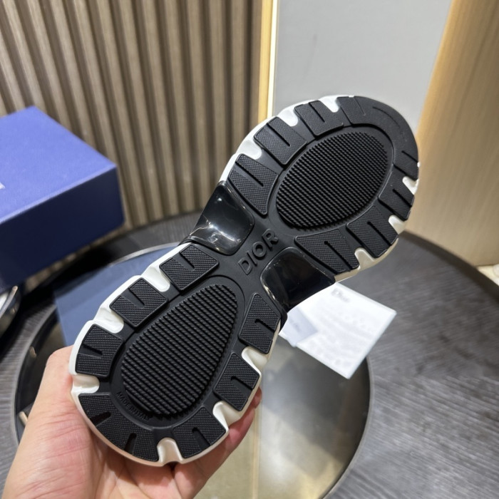 D1OR SNEAKERS B44 T00000252