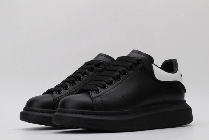 alexander mcq8