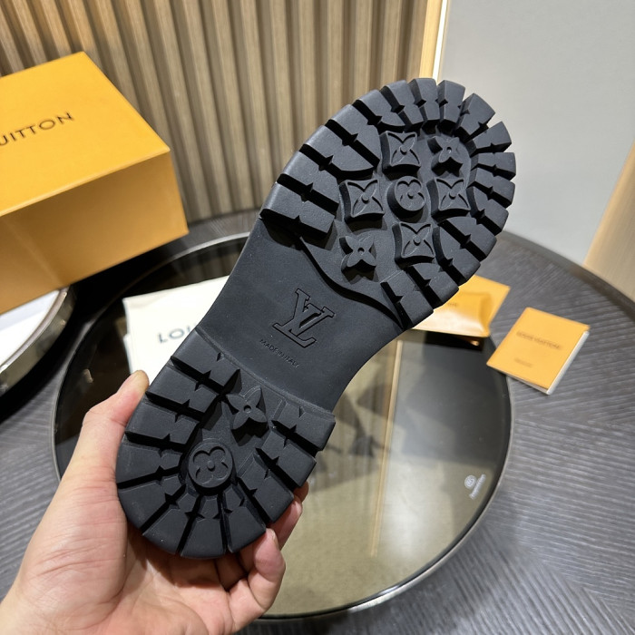L&V BOOTS LV0000347