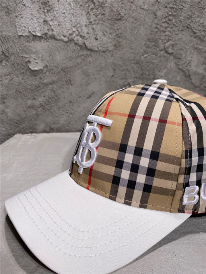 Burber*y CAP70