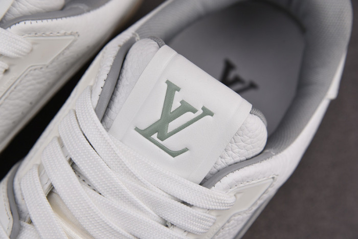 l&v snekaers l0000049