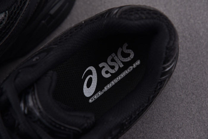 As*ic*s gel kayano 14 