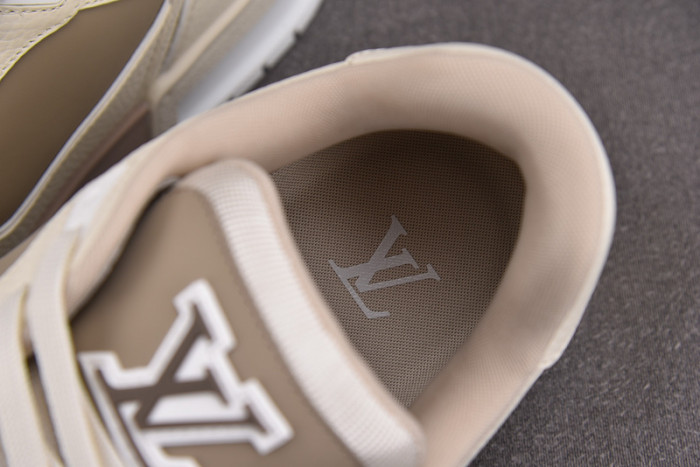l&v snekaers l0000191