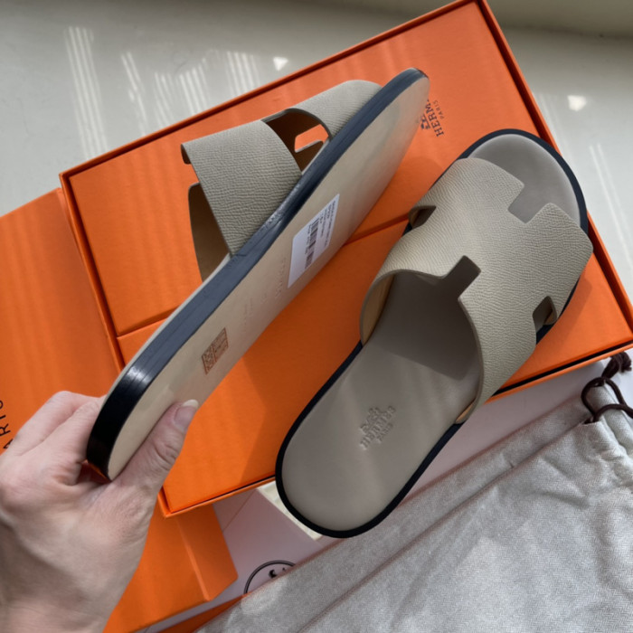 Herme* Sandal57