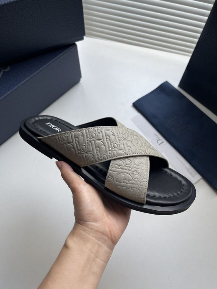 Dio*r sandal 46