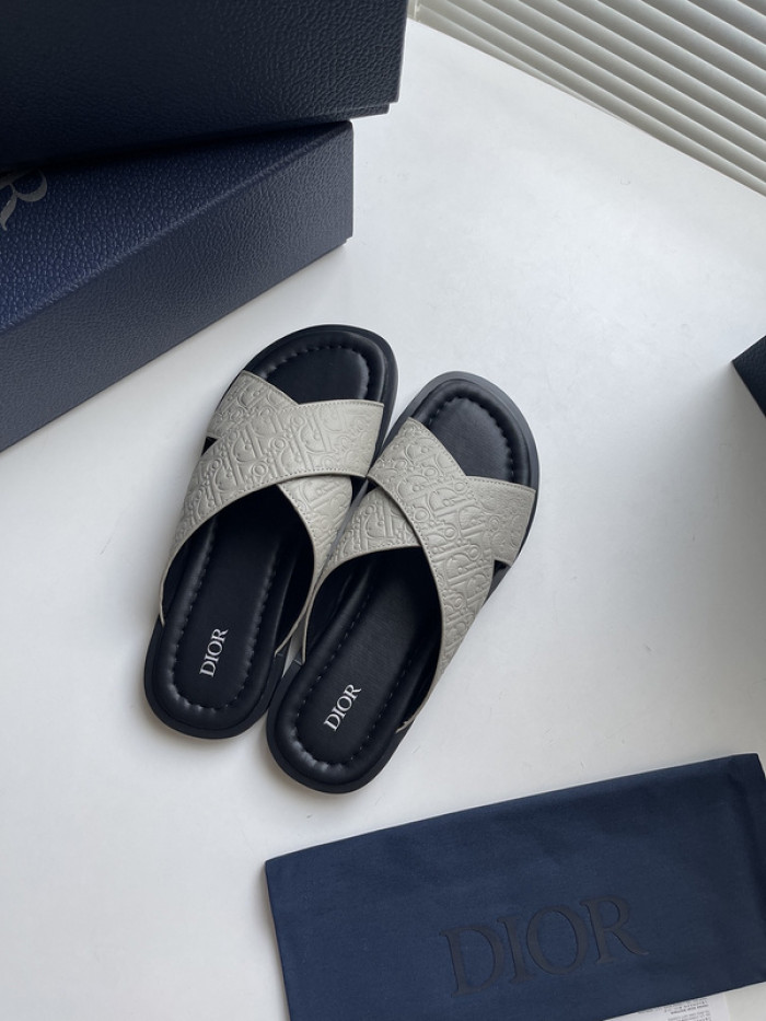 Dio*r sandal 46
