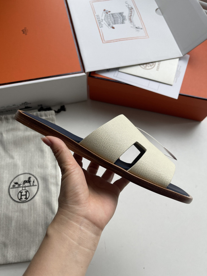 Herme* Sandal79