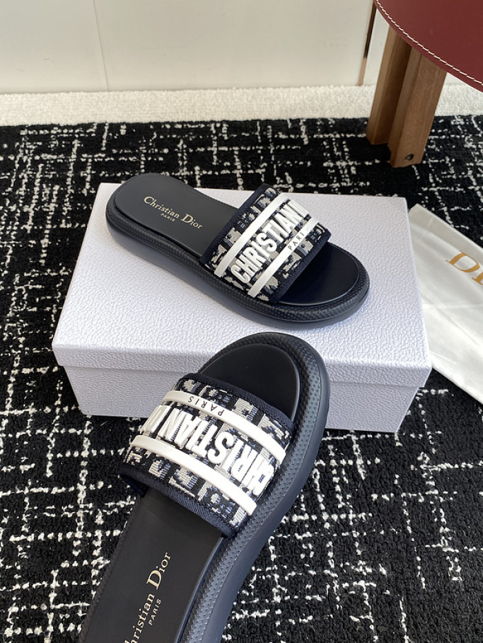 Dio*r sandal 63