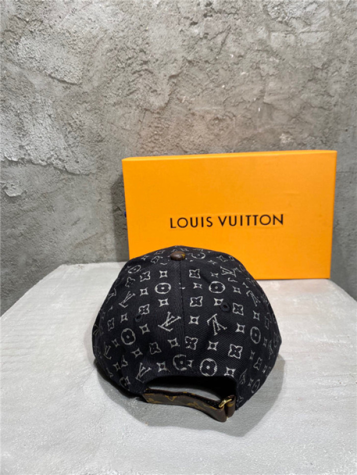LV CAP30
