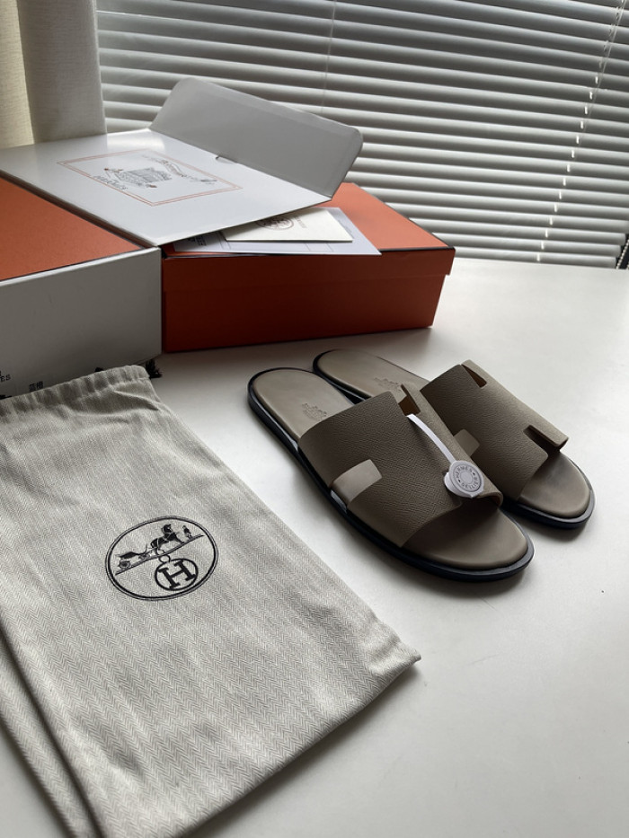 Herme* Sandal77
