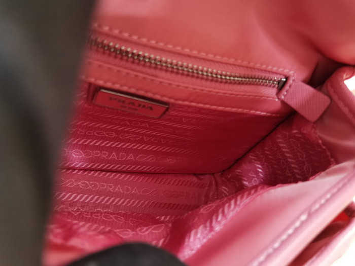 pra*a bag25