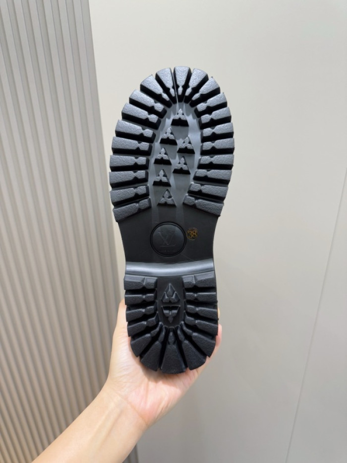 L&V BOOTS LV0000371