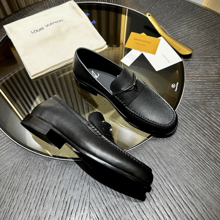 L&V Loafer LF000008