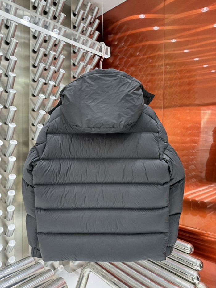 Pra*a down jacket 4