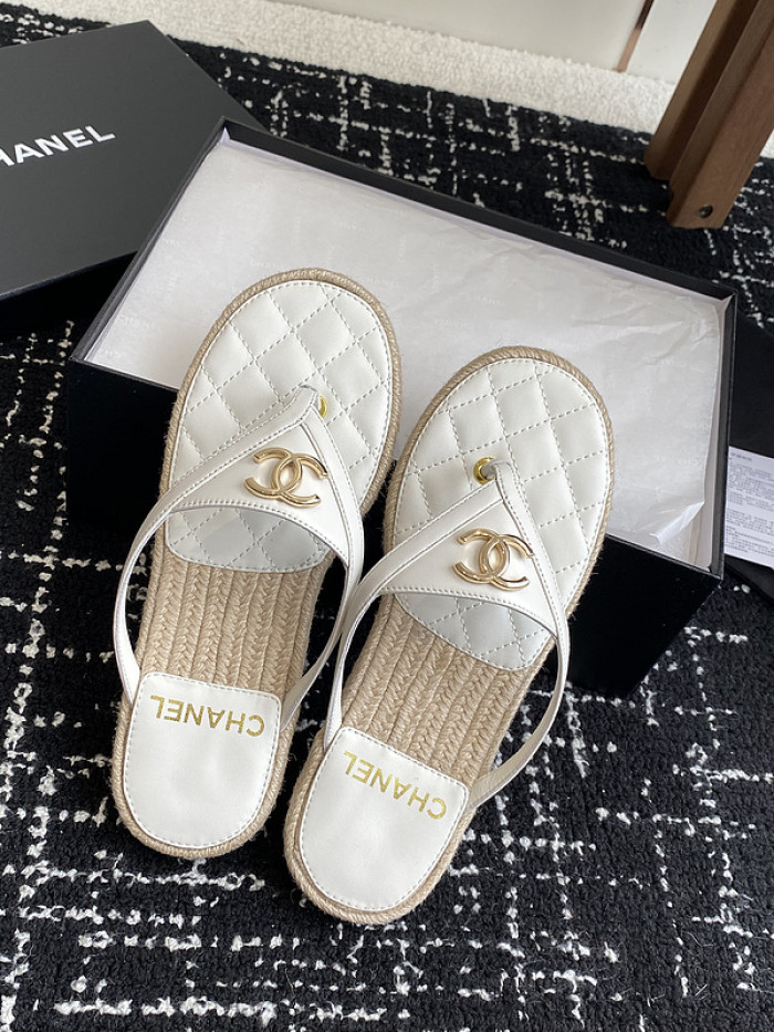 CHANE* SANDAL 24