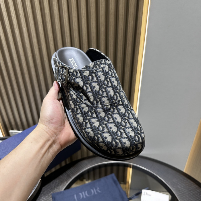 Dio*r sandal 58