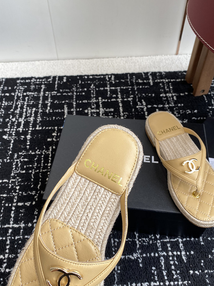 CHANE* SANDAL 26