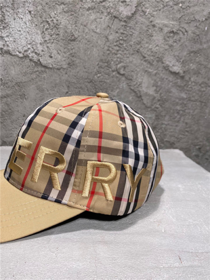 Burber*y CAP73