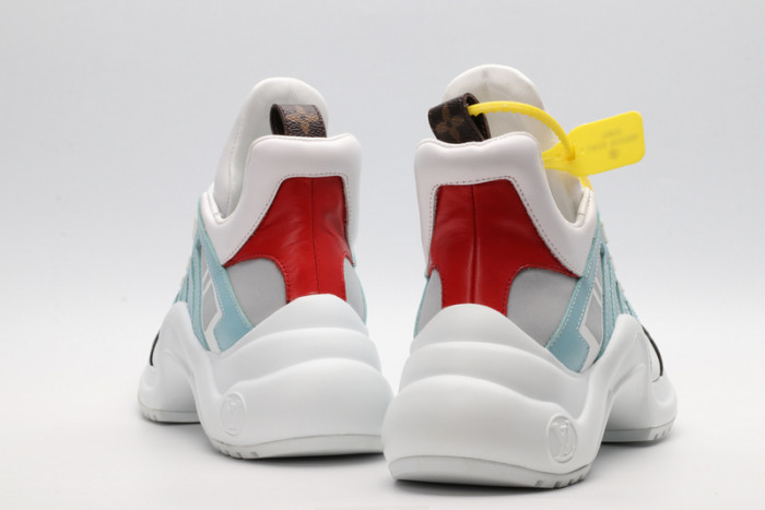 lv snekaers l000004