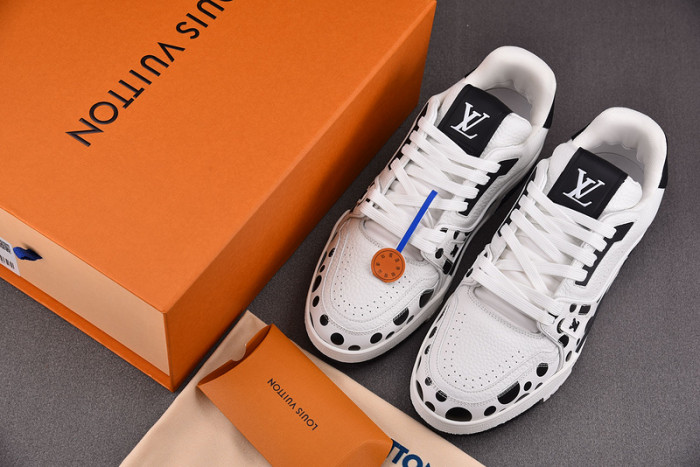 l&v snekaers l0000117