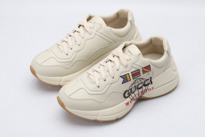 G*u*i* trainer sneaker12