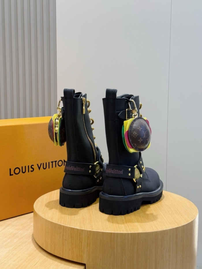 L&V BOOTS LV0000370