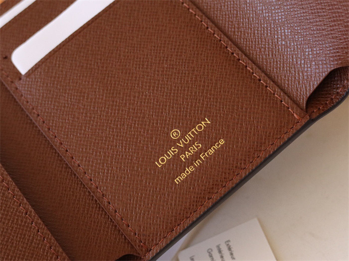 D*or wallet10